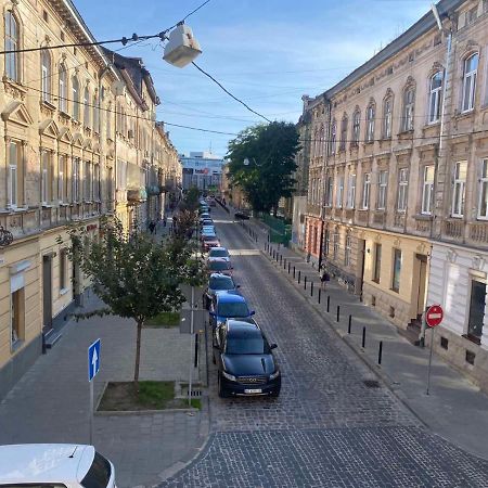 Apartment On Balabana Street Lviv Buitenkant foto